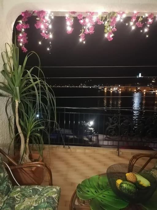 Suiteviewporos Galatás المظهر الخارجي الصورة
